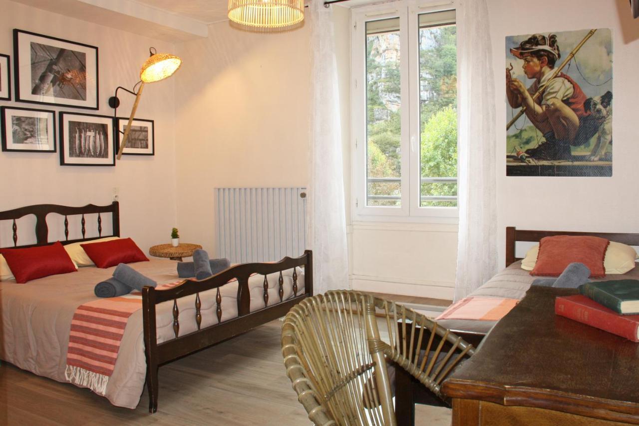 Hotel Des Bateliers La Malène Екстериор снимка